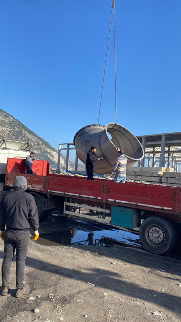 Hava kanallar�, klima santralleri, tesisat izolasyonu, kanal izolasyonu, menfez, aspirat�r, damper imalat�, meknaik tesisat, �elik baca imalat�, hava kanal� imalat�, havaland�rma ekipmanlar�, hava kanal�, mekanik tesisat, kanal izolasyonu, galvaniz hava kanal�, paslanmaz hava kanal�, haz�r flan�l� hava kanal�, pitre kanal uygulamas�, flexible hava kanal�, do�algaz bacalar�, davlumbaz imalat�, H�creli Aspirat�rler, �at� tipi aspirat�rler, radyal fanlar, hava damperi, yang�n damperi, dif�z�r, anemostad, kazan dairesi tesisat izolasyonu, chiller boru hatlar� izolasyonu, boru tesisat� izolasyonu, bas�n�l� buhar hatlar�, yang�n ve hidrant hatlar� izolasyonu, �s�tma so�utma havaland�rma tesisat�, toz toplama siklon sistemi, havaland�rma tesisat�, gofrajl� kanal imalat�, otopark s���nak havaland�rmas�